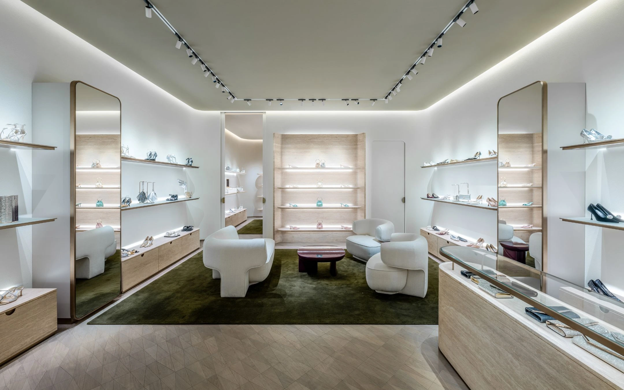Jimmy Choo - The Avenues