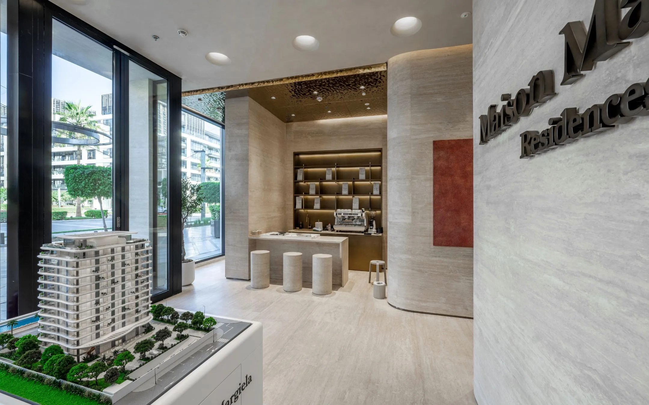 Maison Margiela - City Walk