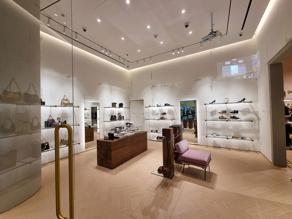 Stella McCartney - Dubai Mall