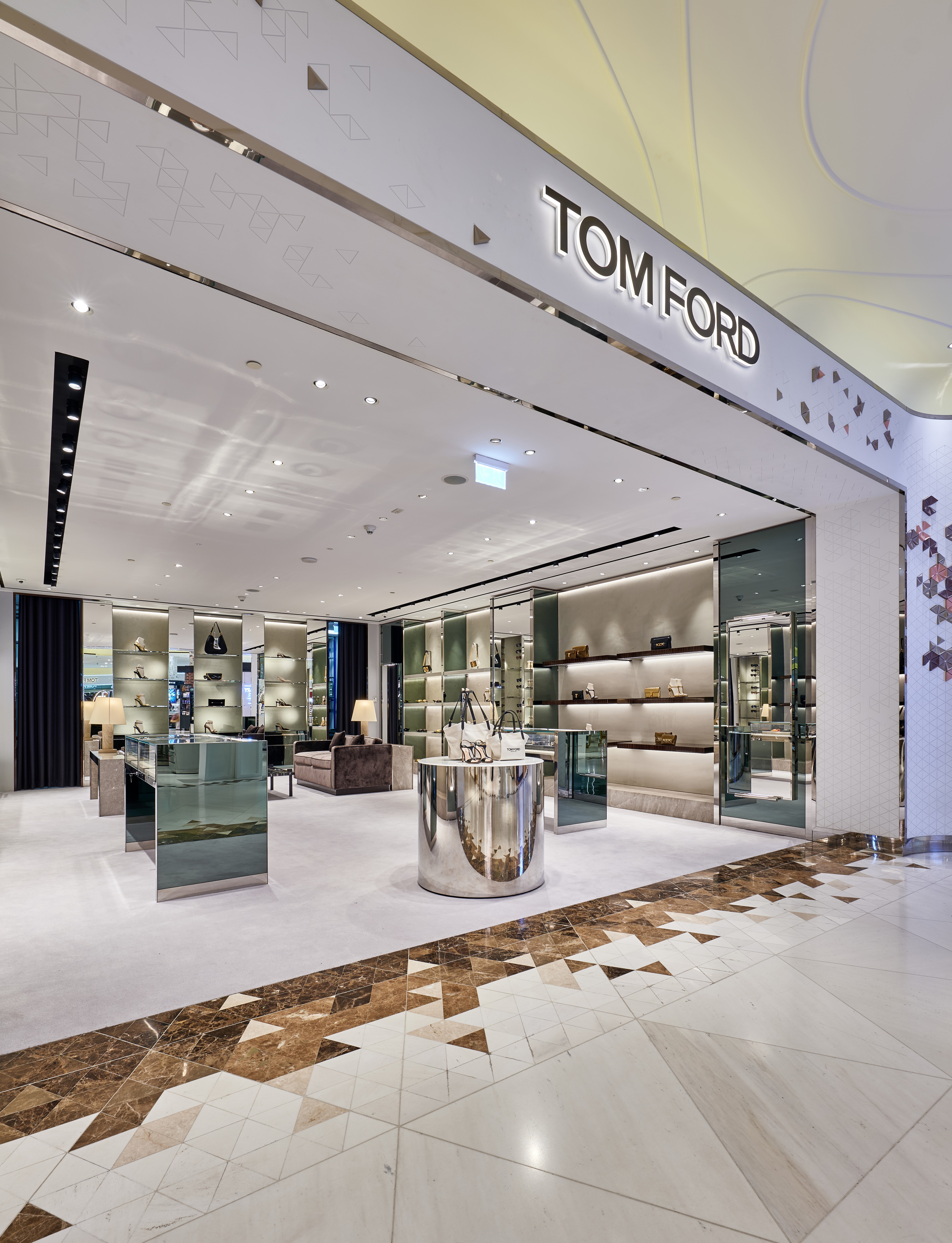 Tom Ford SIS - Tryano, Abu Dhabi