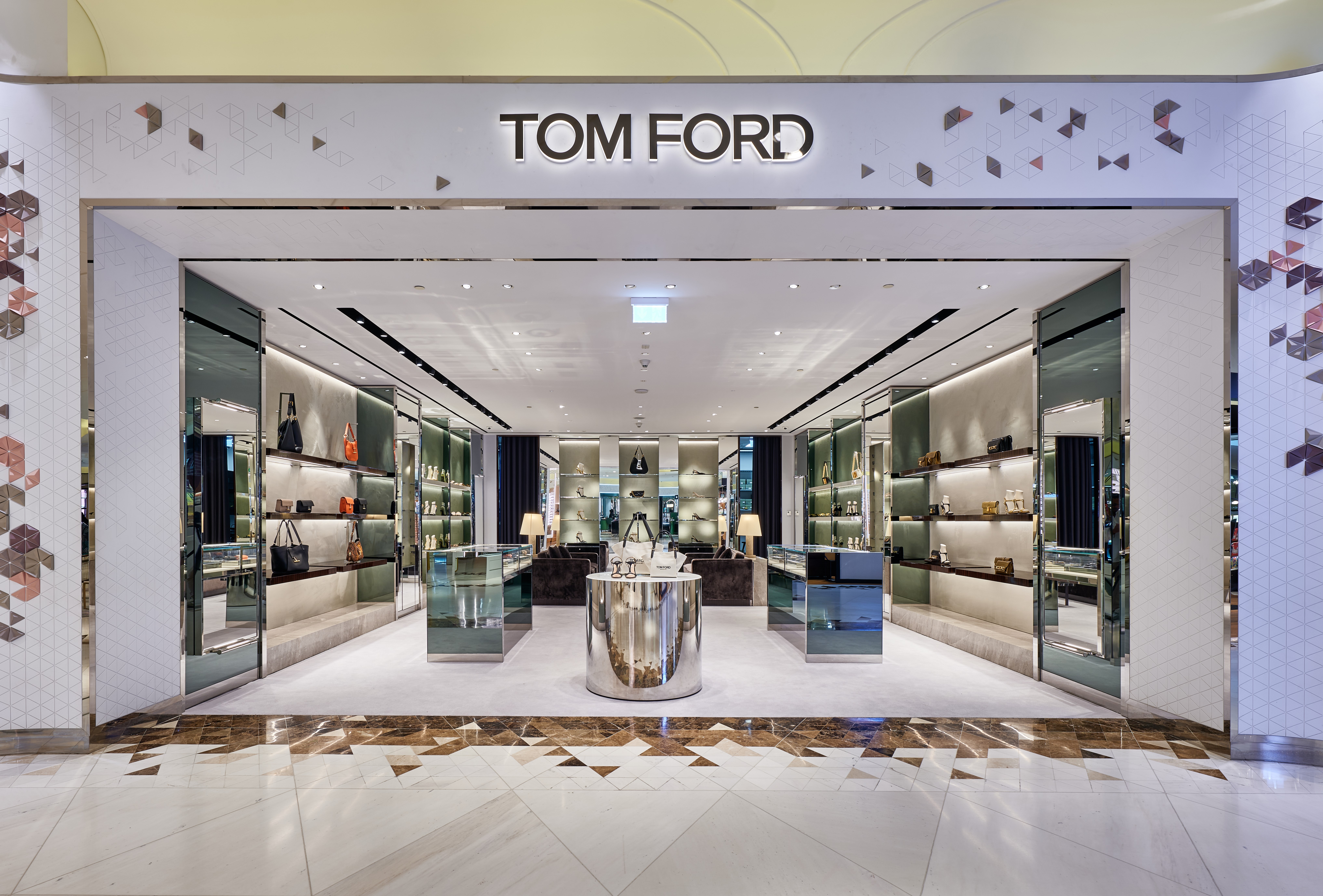 Tom Ford SIS - Tryano, Abu Dhabi